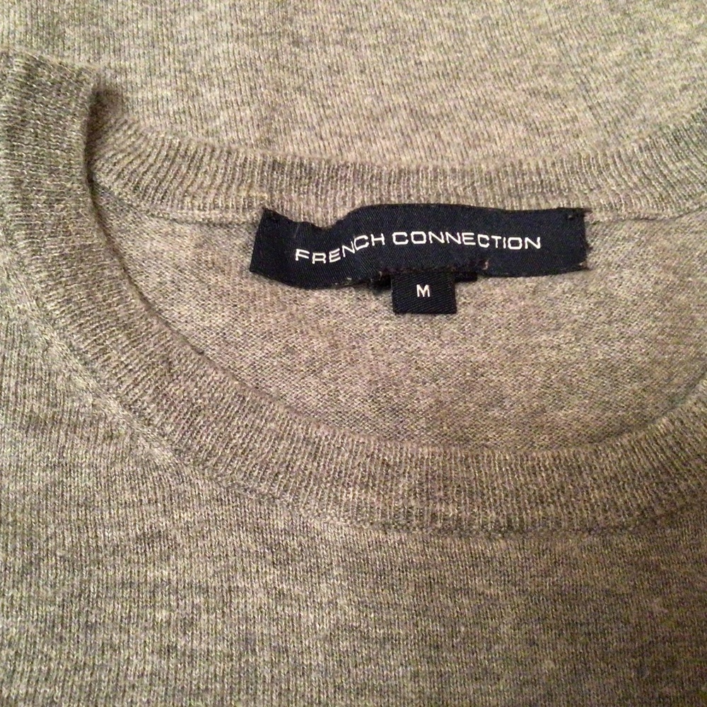 Vintage French Connection Grey Sweater with Eyelashes Print / Sequins Size M - Picture 4 of 6